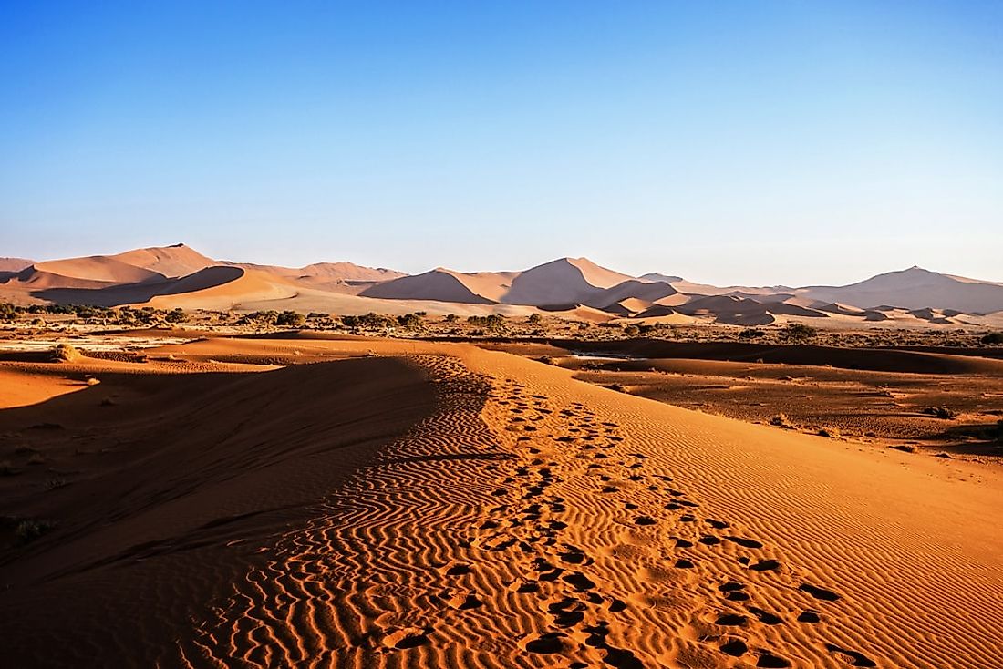 Linear sand dunes in the Namib Desert. 