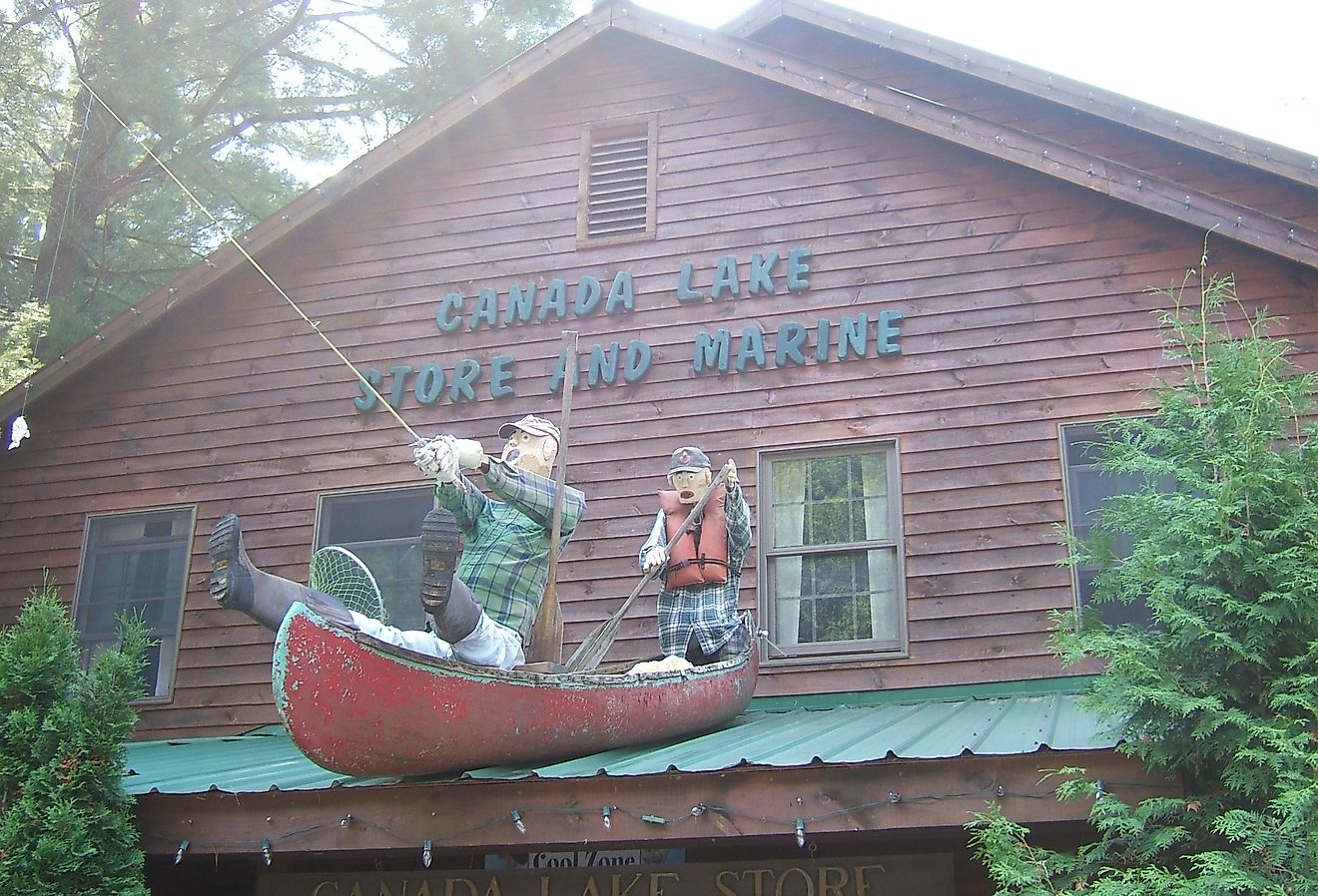 Exterior of Canada Lake Store and Marine in Long Lake, NY. Image credit Michael LaMonica via Shutterstock.