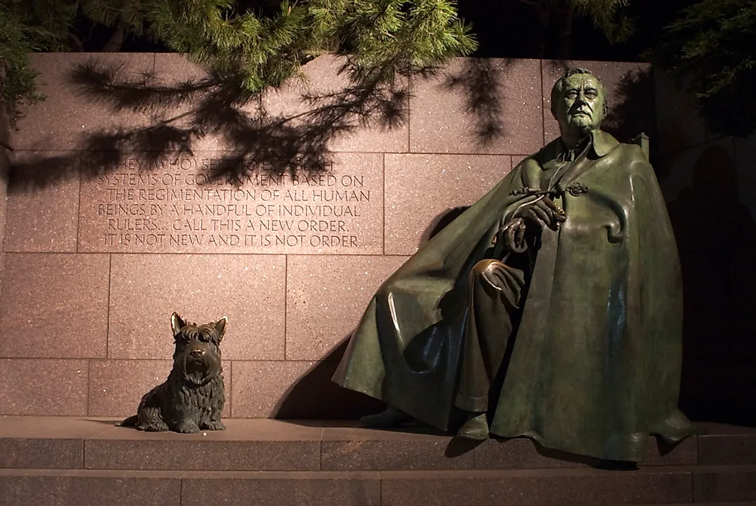 Franklin D. Roosevelt with his dog. 