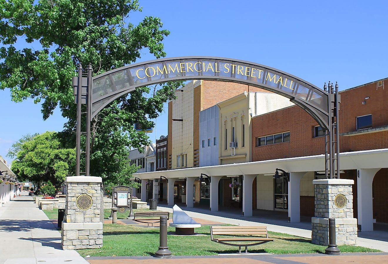 Commercial Street Mall area of downtown Atchison, Kansas. Image credit dustin77a via Shutterstock