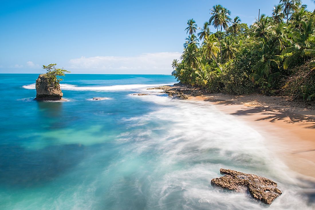 Thanks to a beautiful natural environment, tourism is a large industry in Costa Rica. 