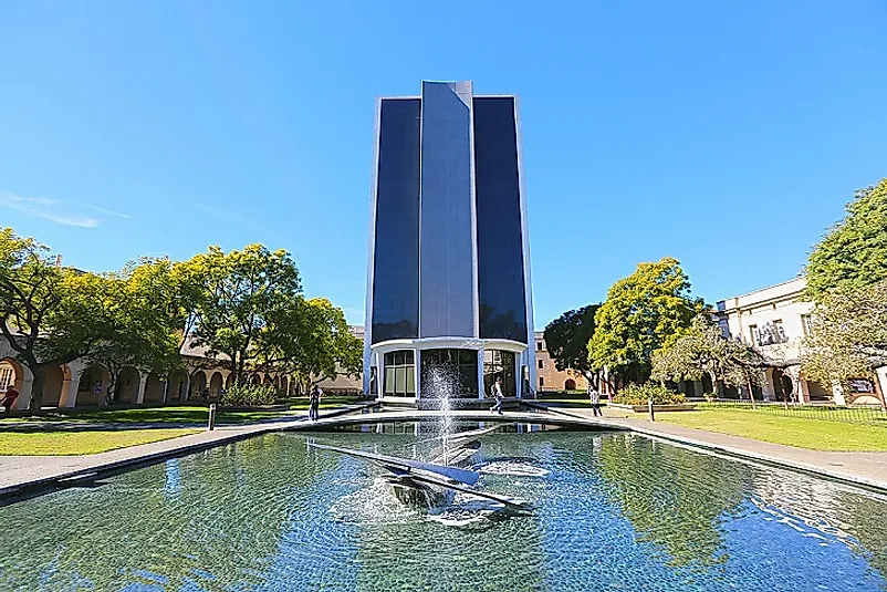 Pool and courtyard outside of the Millikan Library building on the campus of CalTech in Pasadena, California.