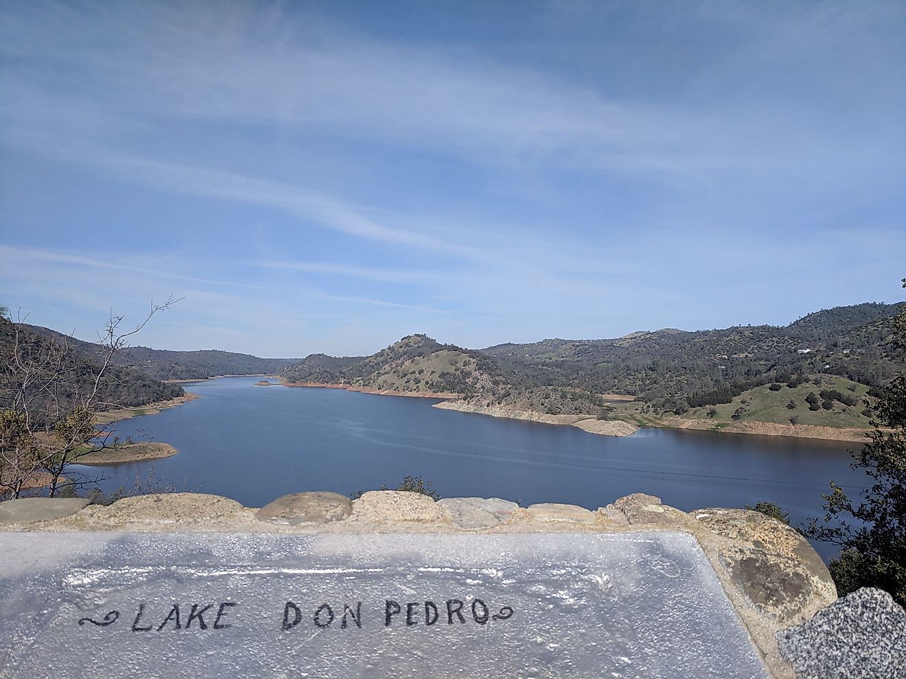 Lake Don Pedro and the surrounding Sierra Nevada Mountains, California. 