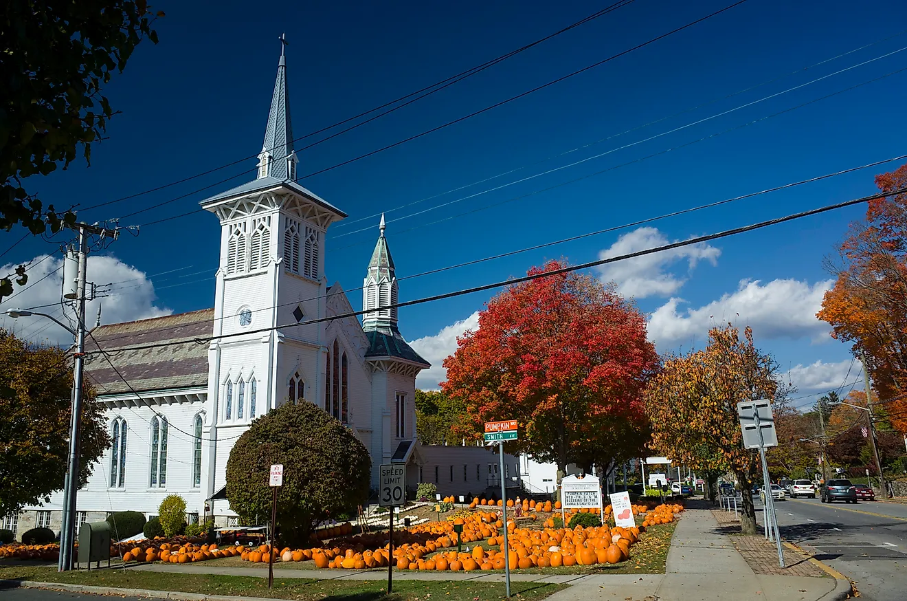 United Methodist Church and Parsonage of Mount Kisco. Image credit: david lada / Shutterstock.com.