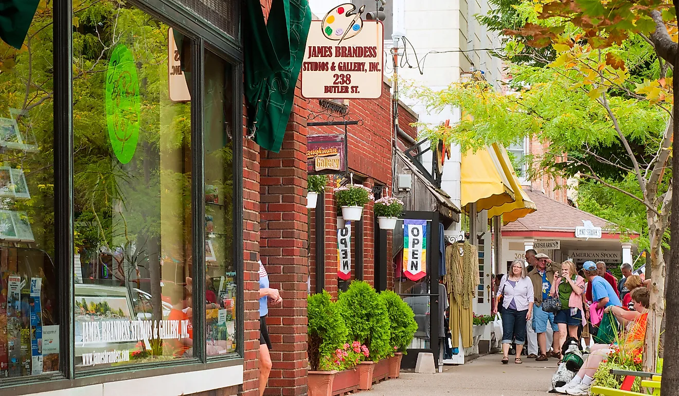 Downtown Saugatuck, Michigan. Image credit Kenneth Sponsler via Shutterstock