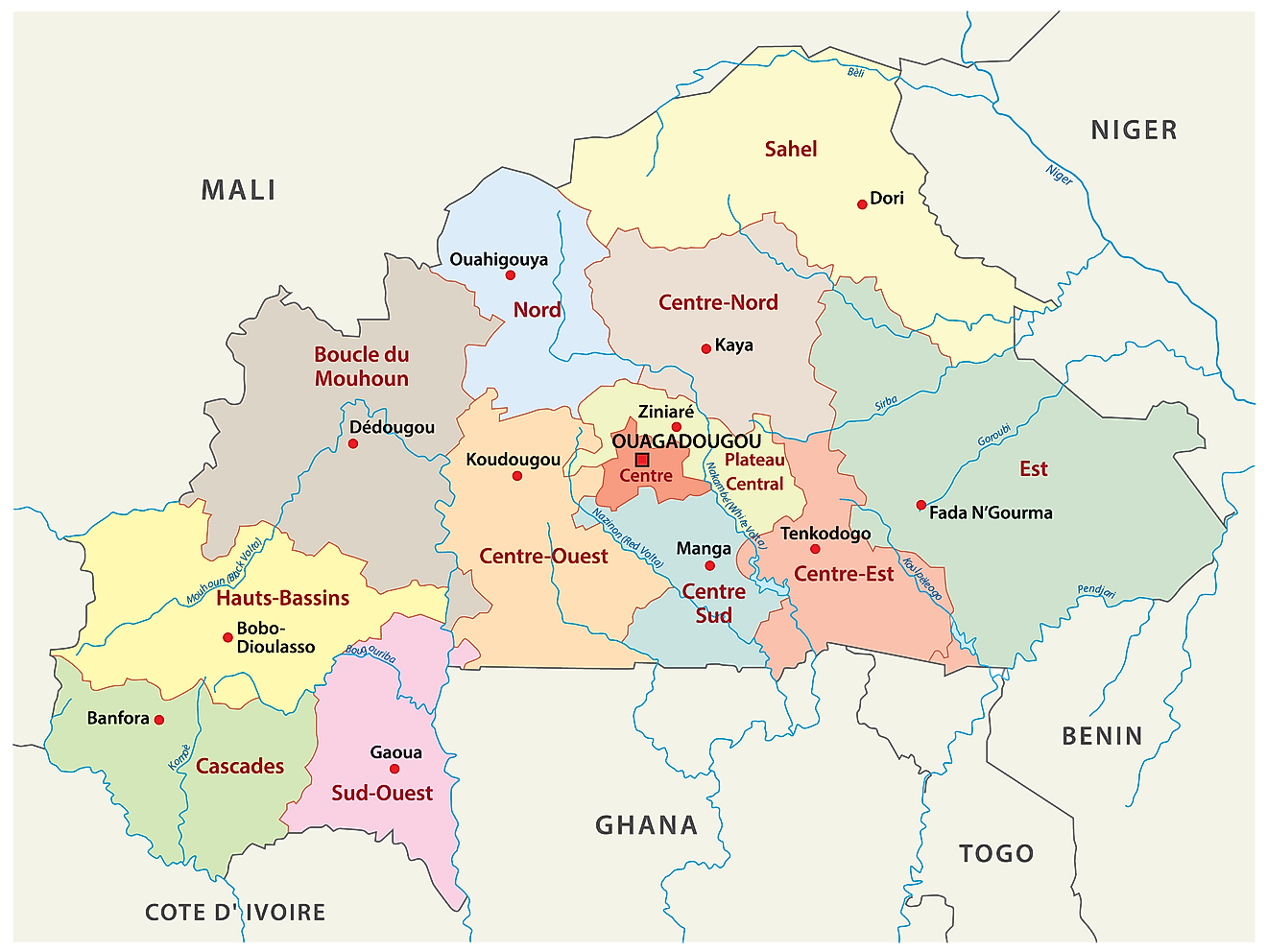 Mapa político de Burkina Faso que muestra sus 13 regiones, sus capitales y la capital nacional de Uagadugú.