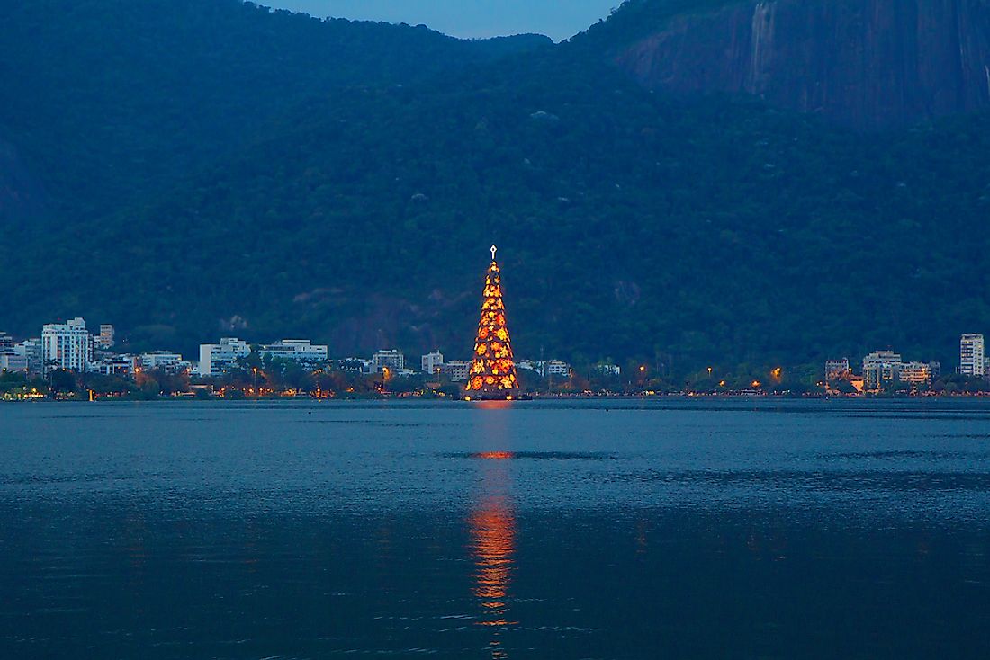World's largest floating Christmas tree - Rio de Janeiro, Brazil.