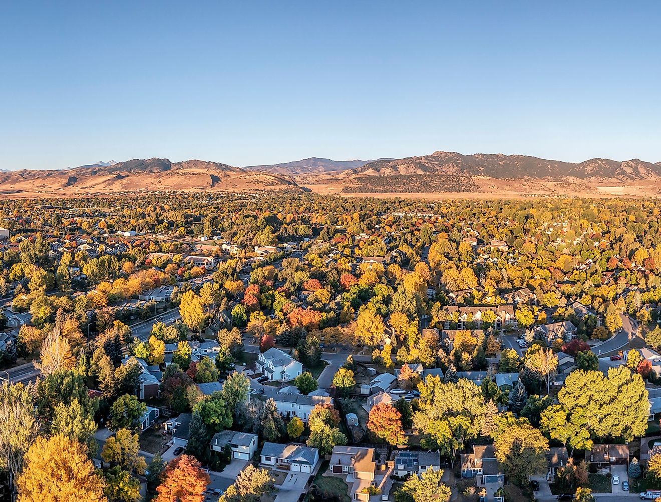Fort Collins and Front Range of Rocky Mountains in northern Colorado. Image credit marekuliasz via Shutterstock