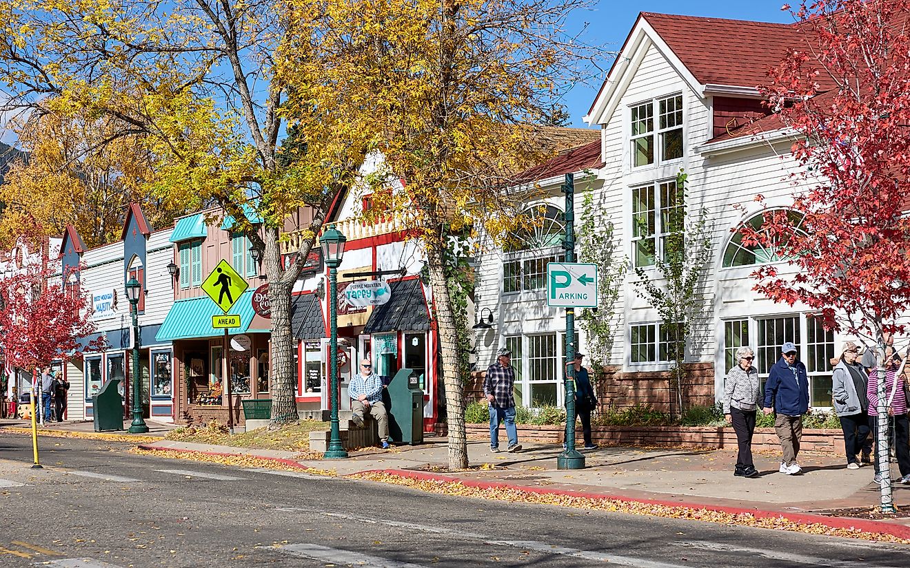 Downtown Estes Park, Colorado. Image credit Frank Schulenburg, CC BY-SA 4.0, Wikimedia Commons