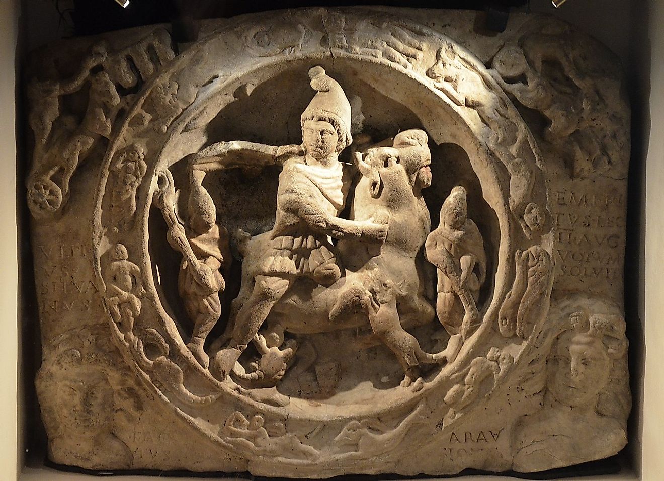 White marble relief depicting Mithras slaying the bull, found at the Walbrook site and on display at the Museum of London. Image credit: Carole Raddato from FRANKFURT, Germany/Wikimedia.org