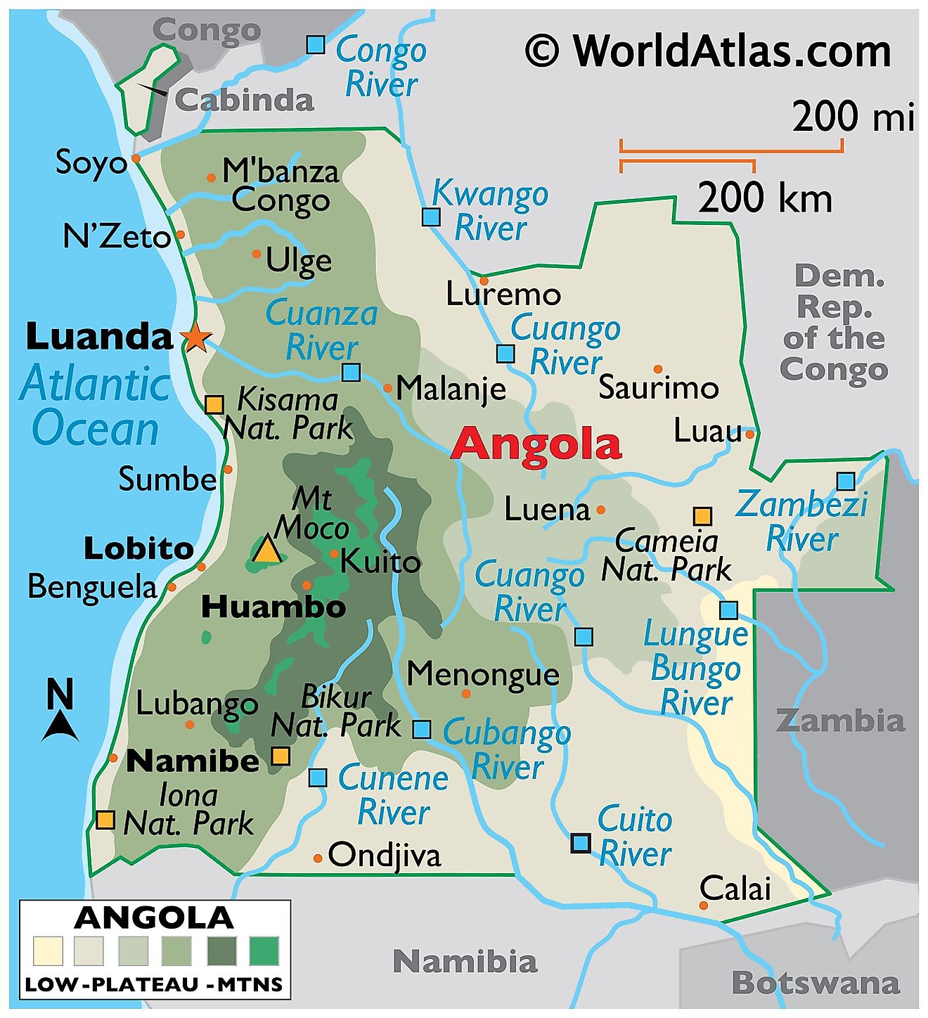 Mapa físico de Angola que muestra sus principales parques nacionales, ciudades y ríos. En el mapa se muestra el punto más alto del Monte Moco, así como su capital, Lunda. También se presentan las fronteras internacionales de Angola.