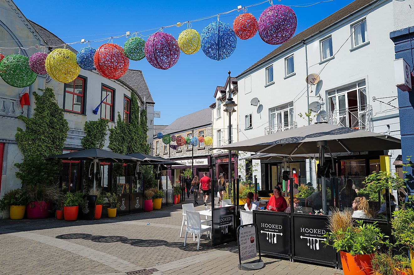 People out in the town of Sligo, Ireland. Editorial credit: jksz.photography / Shutterstock.com