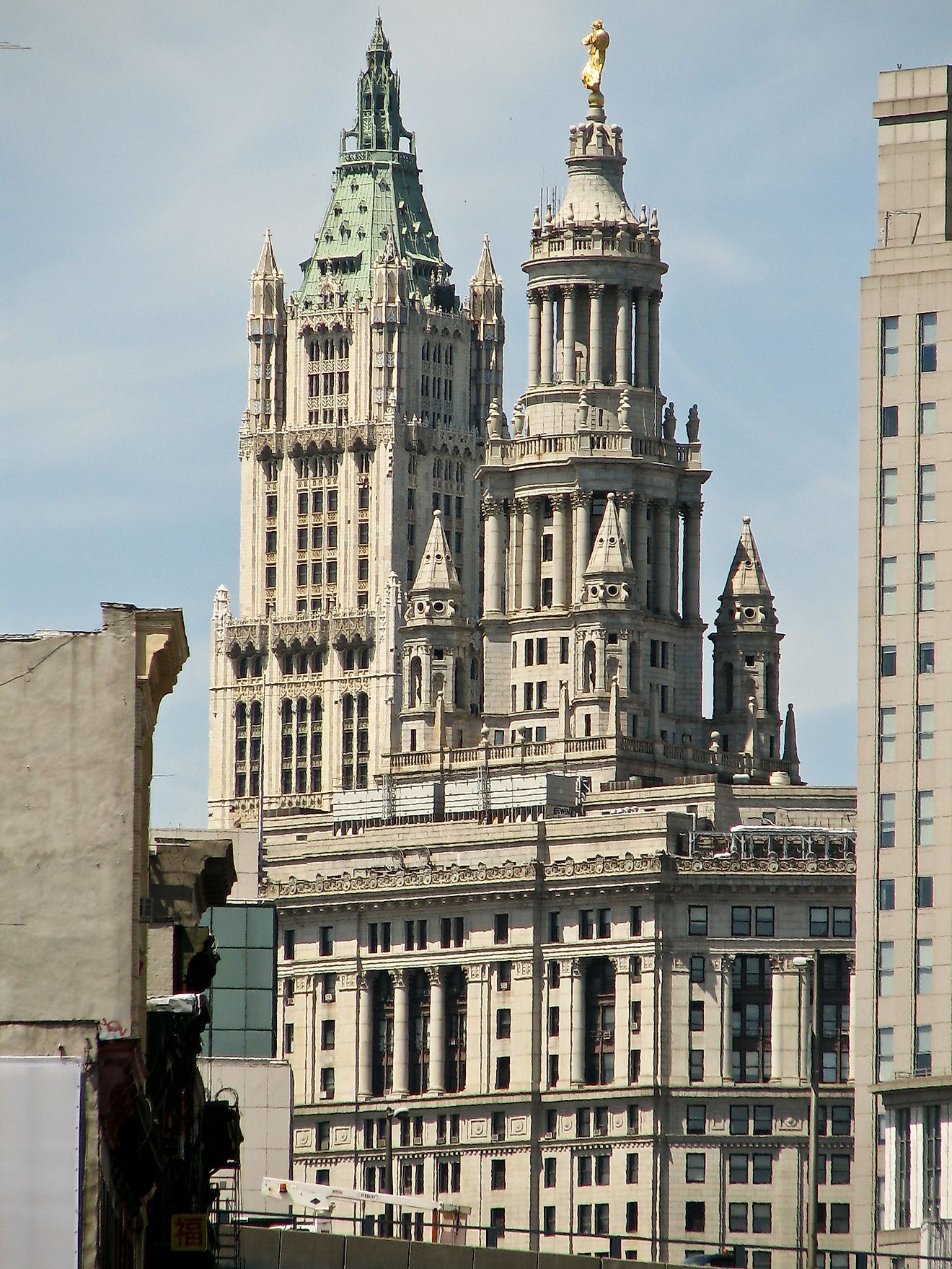 New York City - Public Advocates and Woolworth Building. Image credit: Norbert Nagel, Mörfelden-Walldorf, Germany/Wikimedia.org