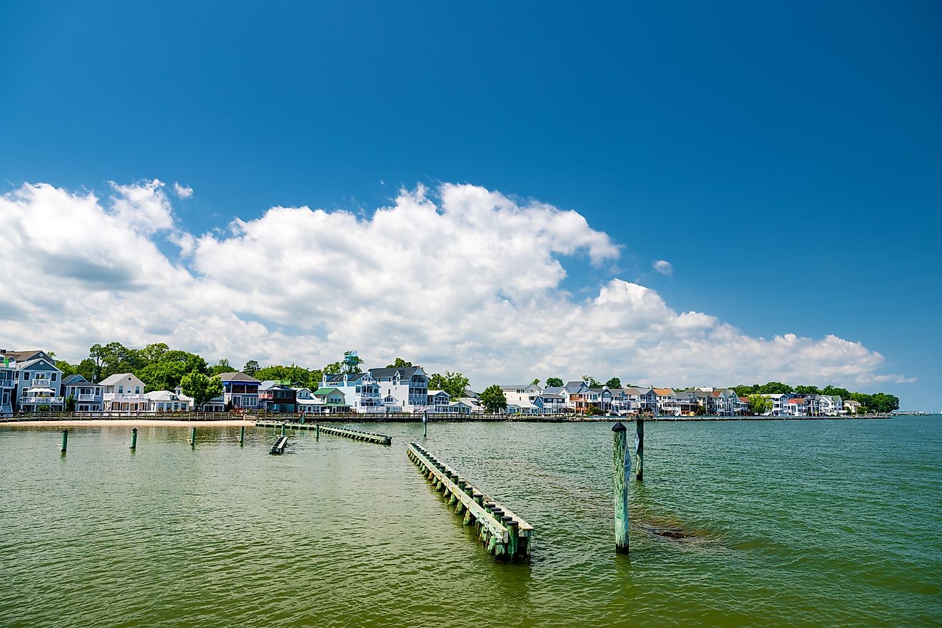 Shoreline along the Chesapeake Bay Homes, in North Beach, Maryland. Sunny day, blue sky.