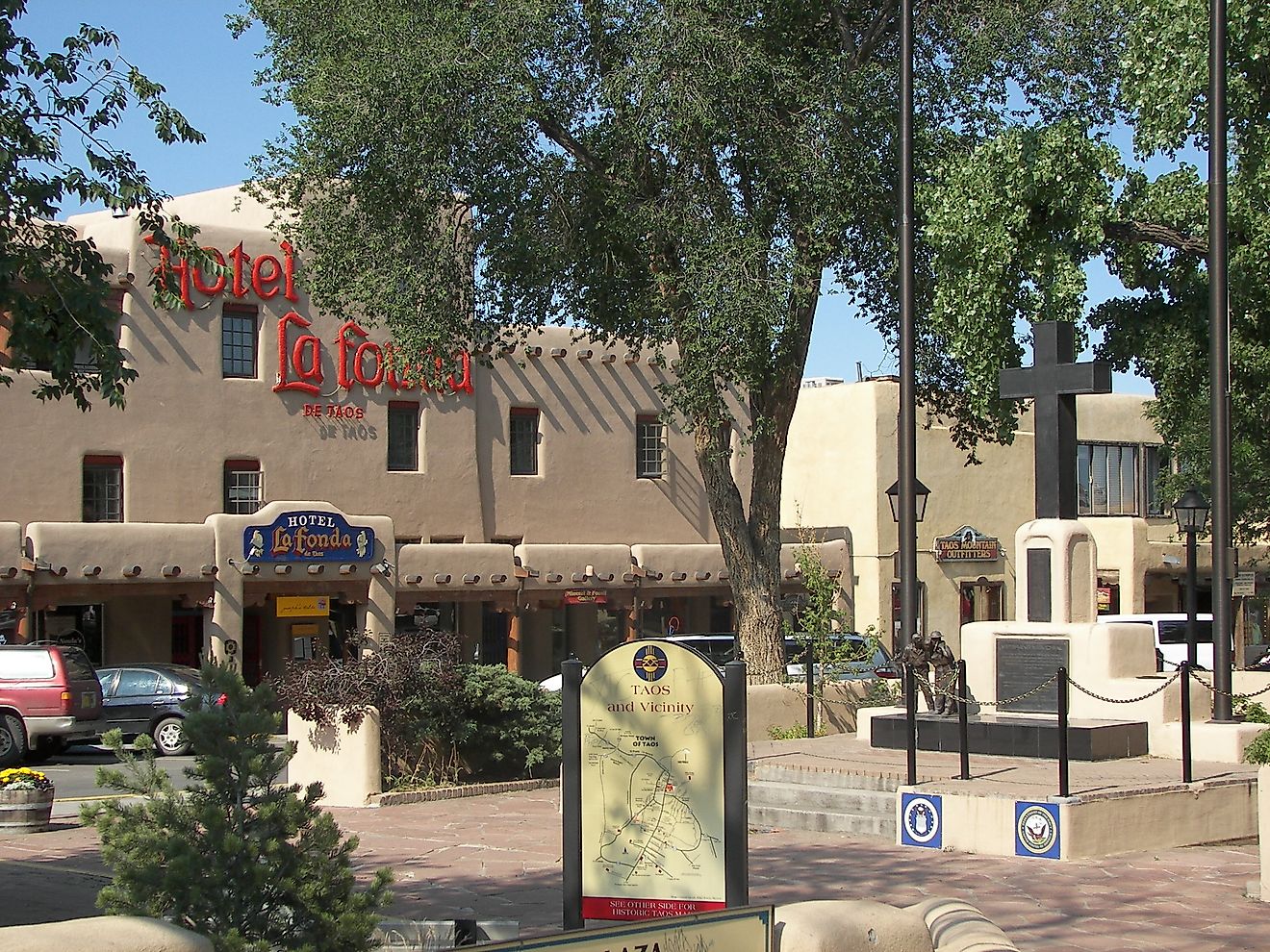 Taos Plaza and the Hotel La Fonda via Wikicommons