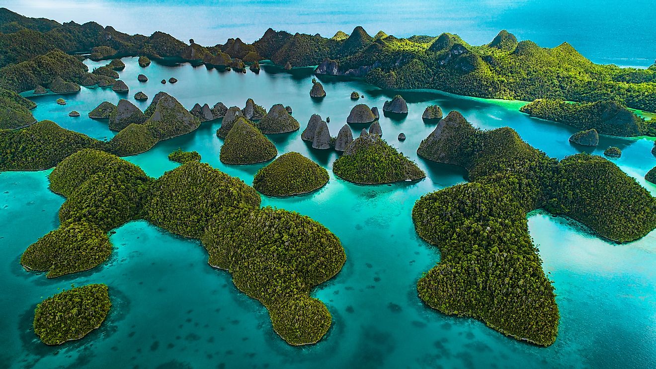 An archipelago in the West Pacific. Image credit: Andre Djohan/Shutterstock.com