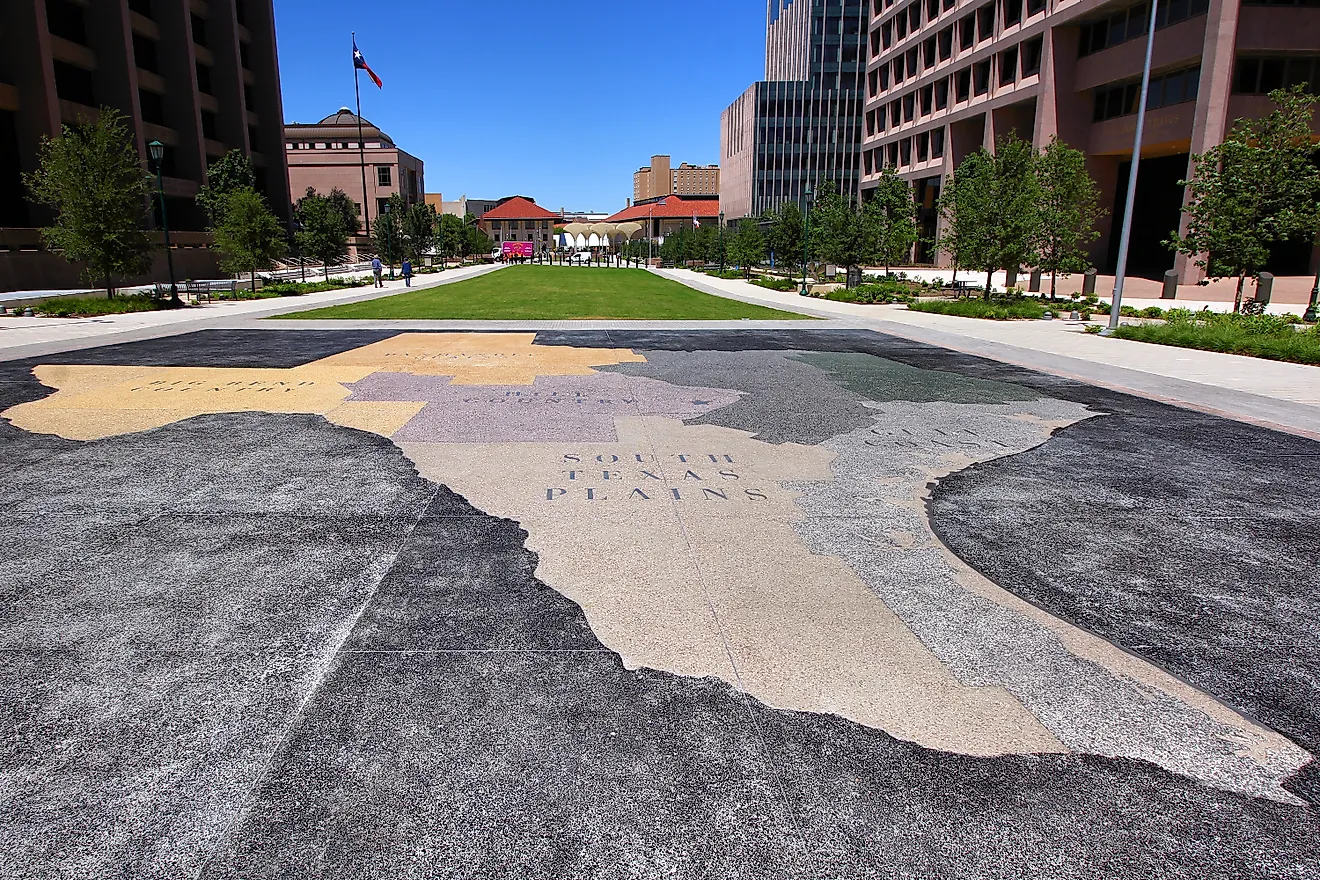 A map of the natural regions of Texas at the Capitol Mall in Austin, Texas, United States. By Larry D. Moore, CC BY 4.0, https://commons.wikimedia.org/w/index.php?curid=131500230