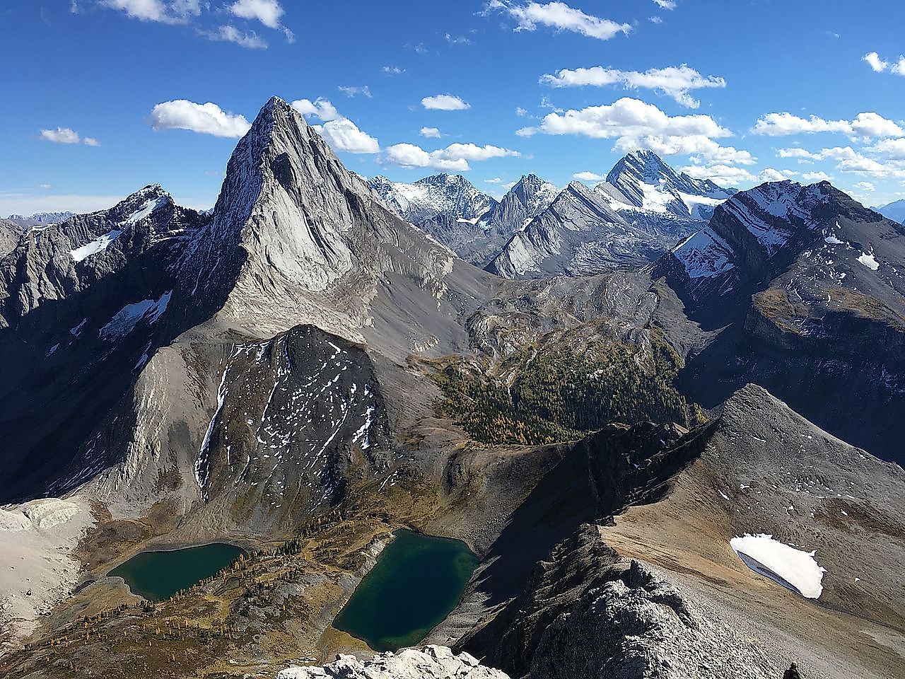 Mt Birdwood and the Birdwood Lakes, taken from Smutwood Peak in Spray Valley Provincial Park, Kananaskis Country, Alberta. Image credit: Emma Schroder/Wikimedia.org