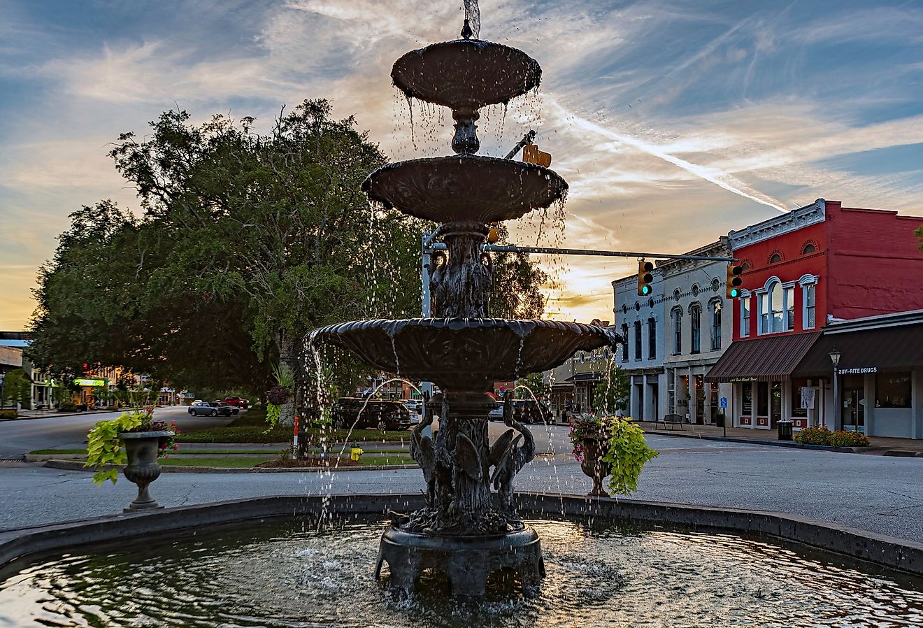 Downtown Eufaula, Alabama. Image credit JNix via Shutterstock
