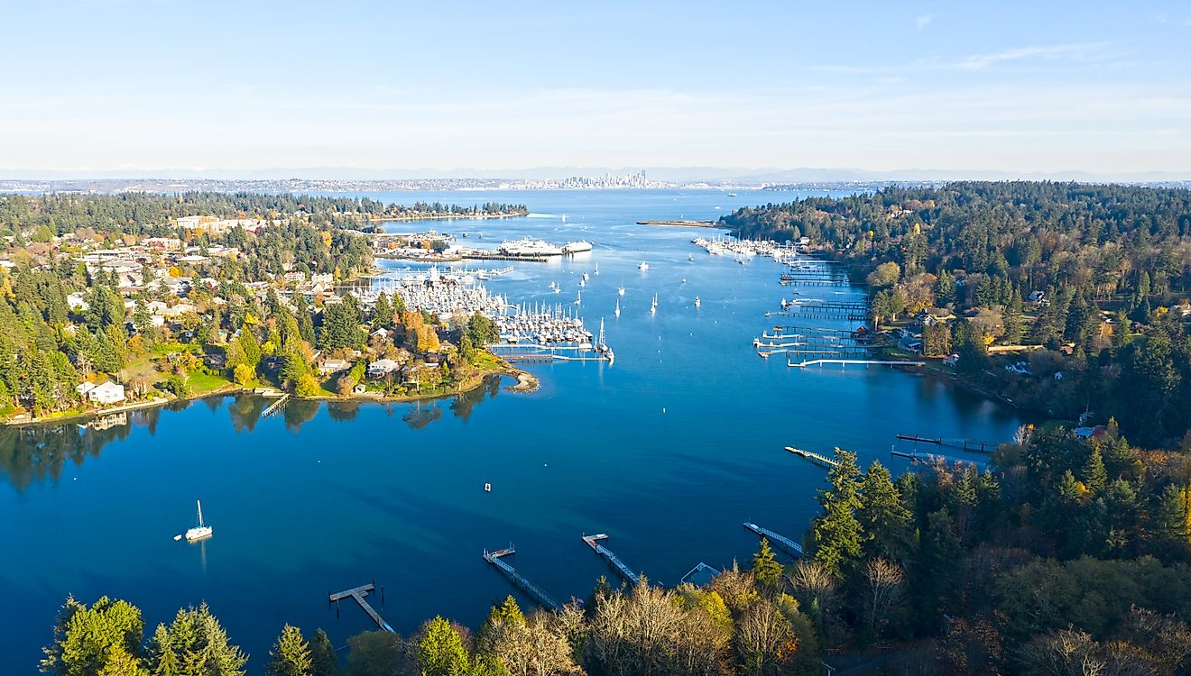 Panoramic view of Winslow Harbor on Bainbridge Island, Washington, on a beautiful sunny day.