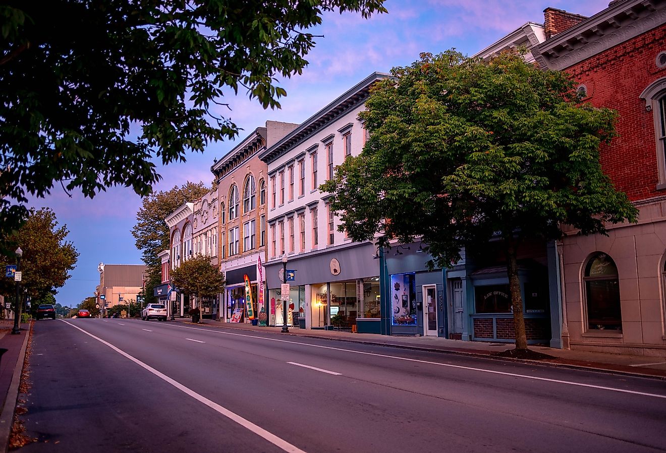 Downtown Shelbyville, Kentucky. Image credit Blue Meta via Shutterstock.com