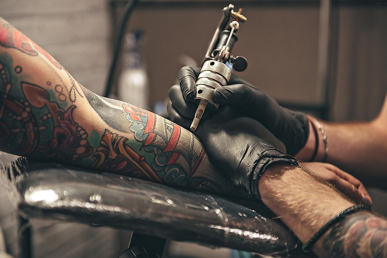 A modern tattoo gun. Image credit: Olena Yakobchuk/Shutterstock