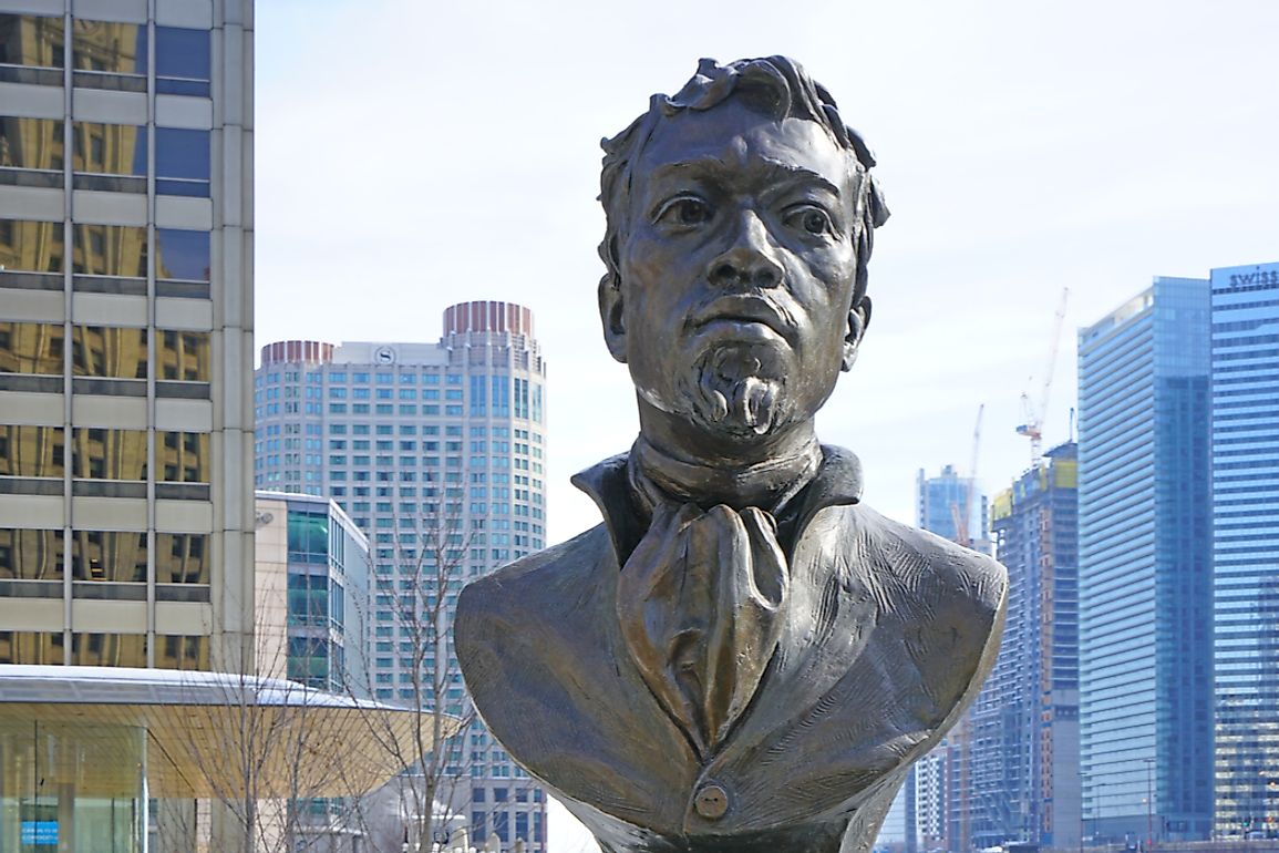 A statue of du Sable in Chicago. Editorial credit: EQRoy / Shutterstock.com. 