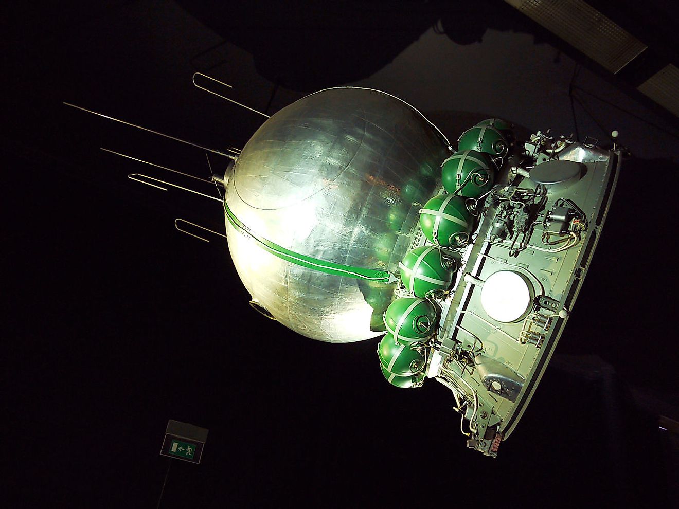 Mockup of the spacecraft Vostok-1 (1961), Museum of Air and Space Paris, Le Bourget (France). Image credit: Pline/Wikimedia.org