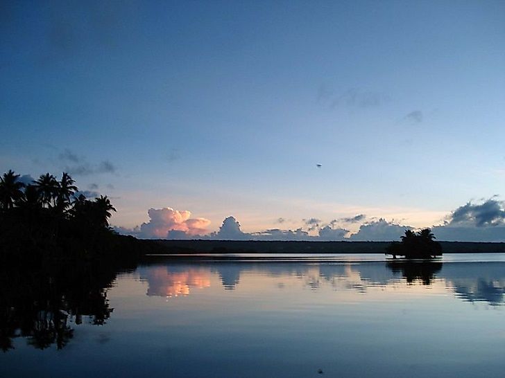 Lake Tegano on Rennell Island.