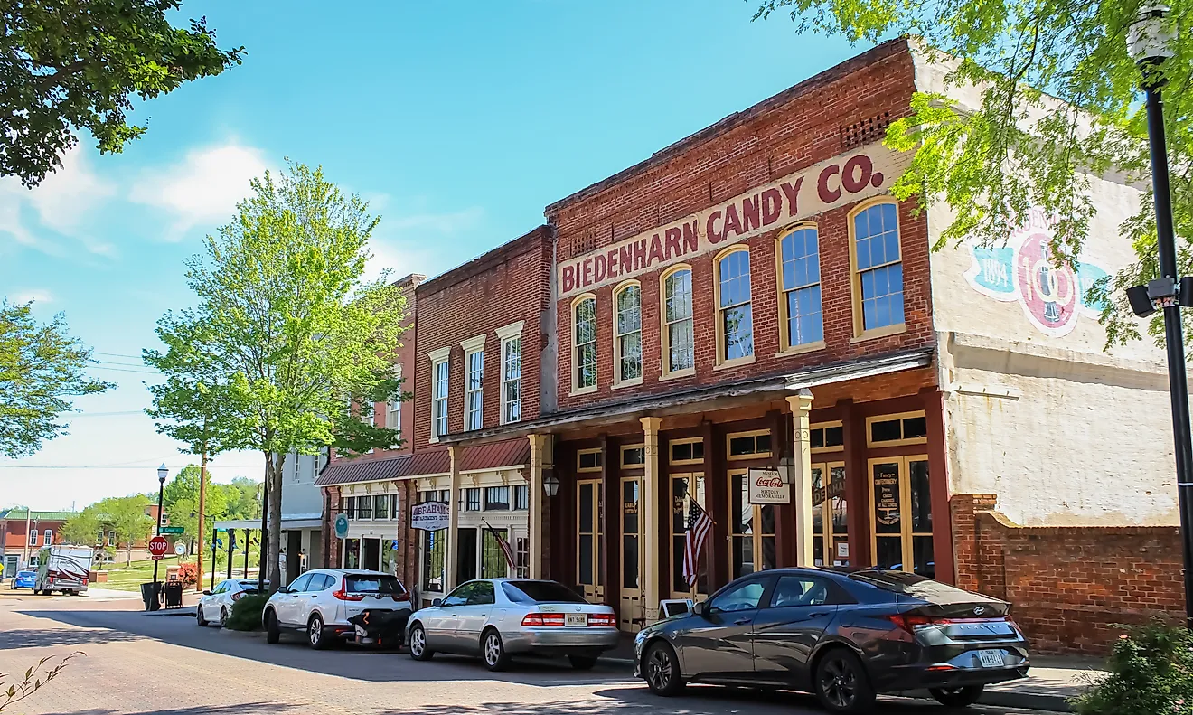 Vicksburg, Mississippi United States: an old building downtown on a sunny day