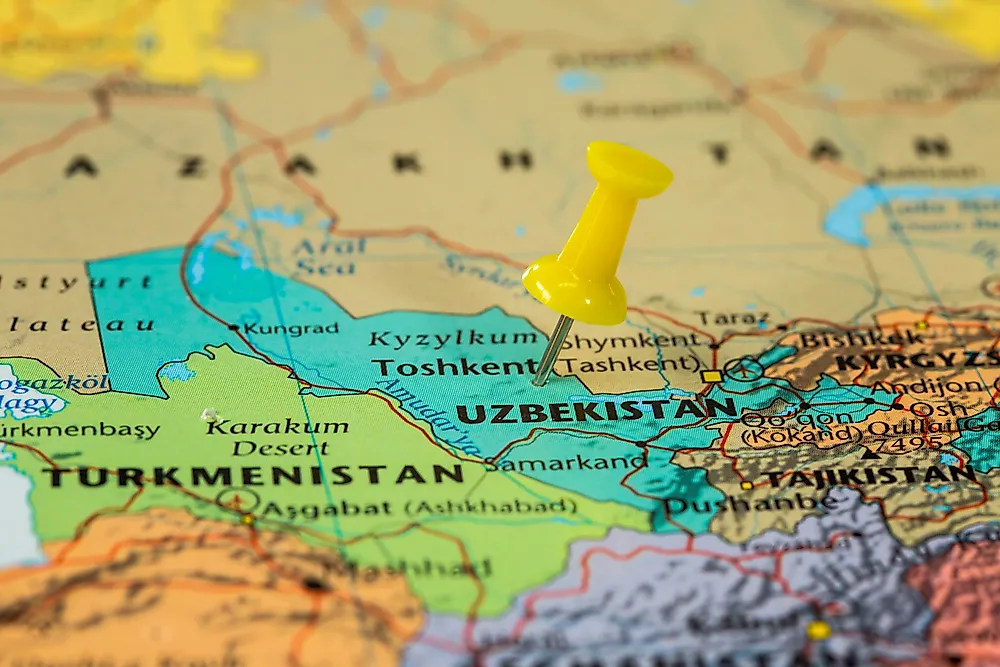 A map showing Uzbekistan's location in relevance to its bordering countries. 