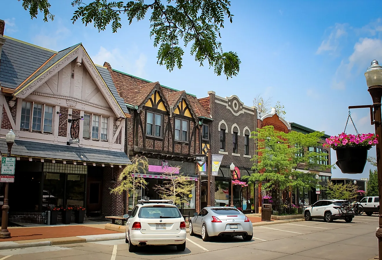 Businesses in part of the Wausau River District. Image credit: mailcaroline via Shutterstock.