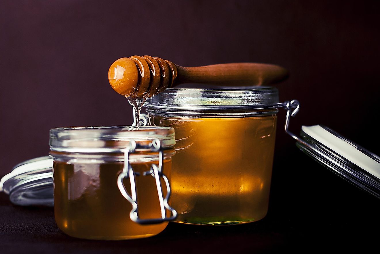 Natural honey is recognized around the world for its many benefits and uses.