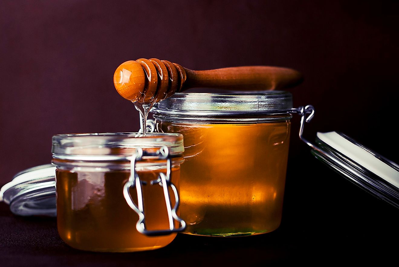 Natural honey is recognized around the world for its many benefits and uses.