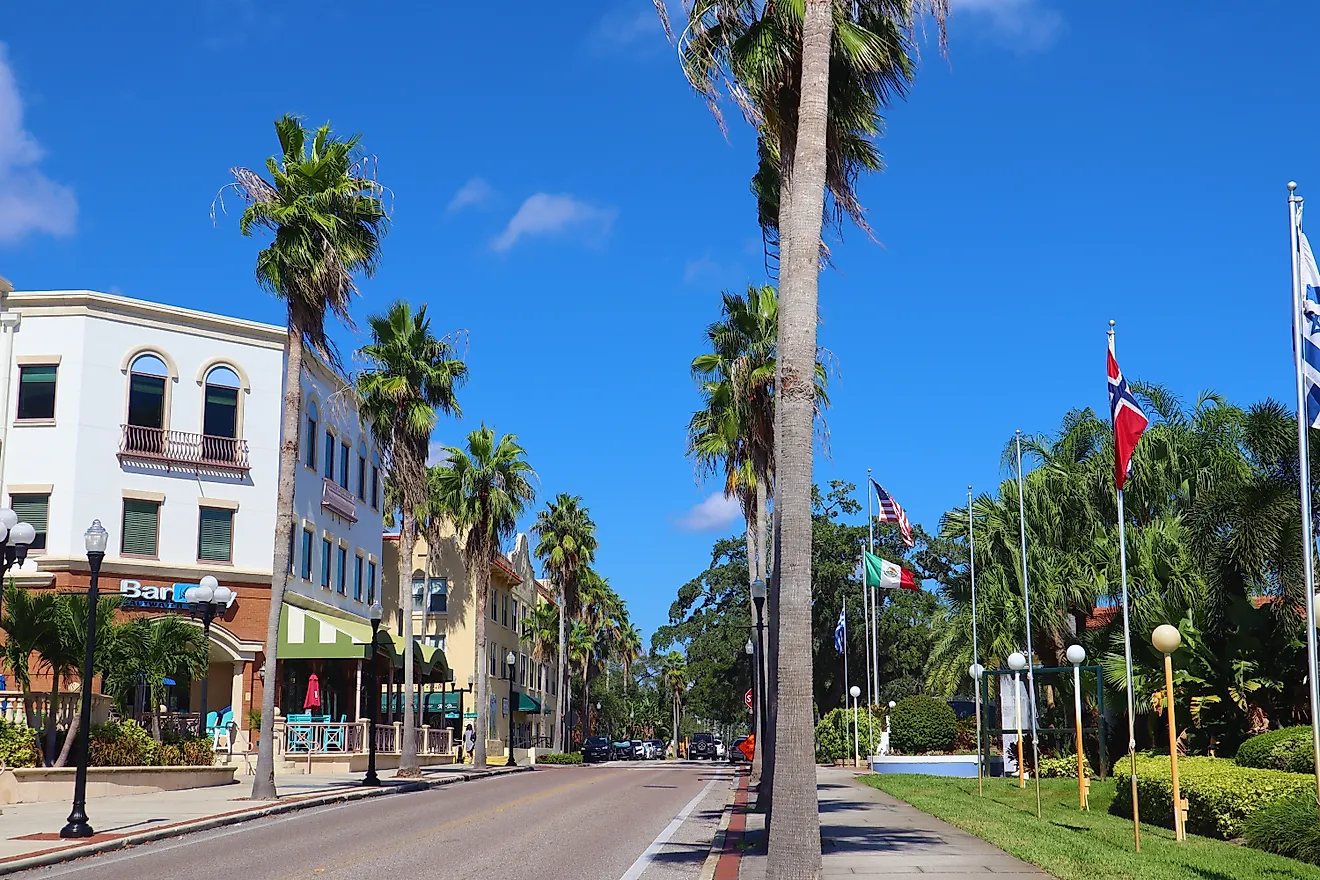 Safety Harbor, Florida. Editorial credit: Linda White Wolf / Shutterstock.com