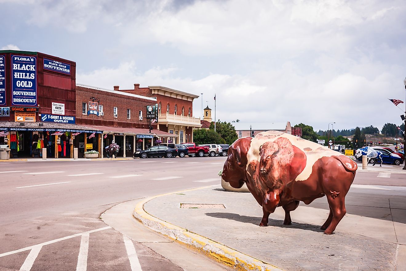 Bison statue in the historic downtown of Custer, South Dakota. Image credit: Sandra Foyt / Shutterstock.com.