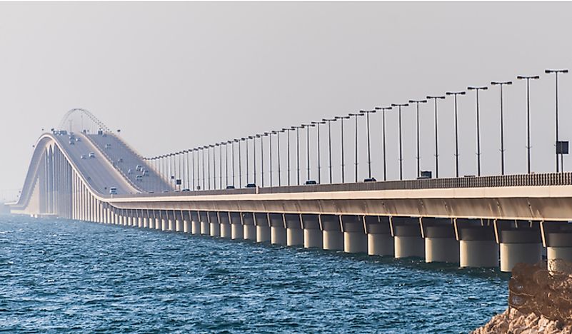 The King Fahd Causeway connects Bahrain and Saudi Arabia. 