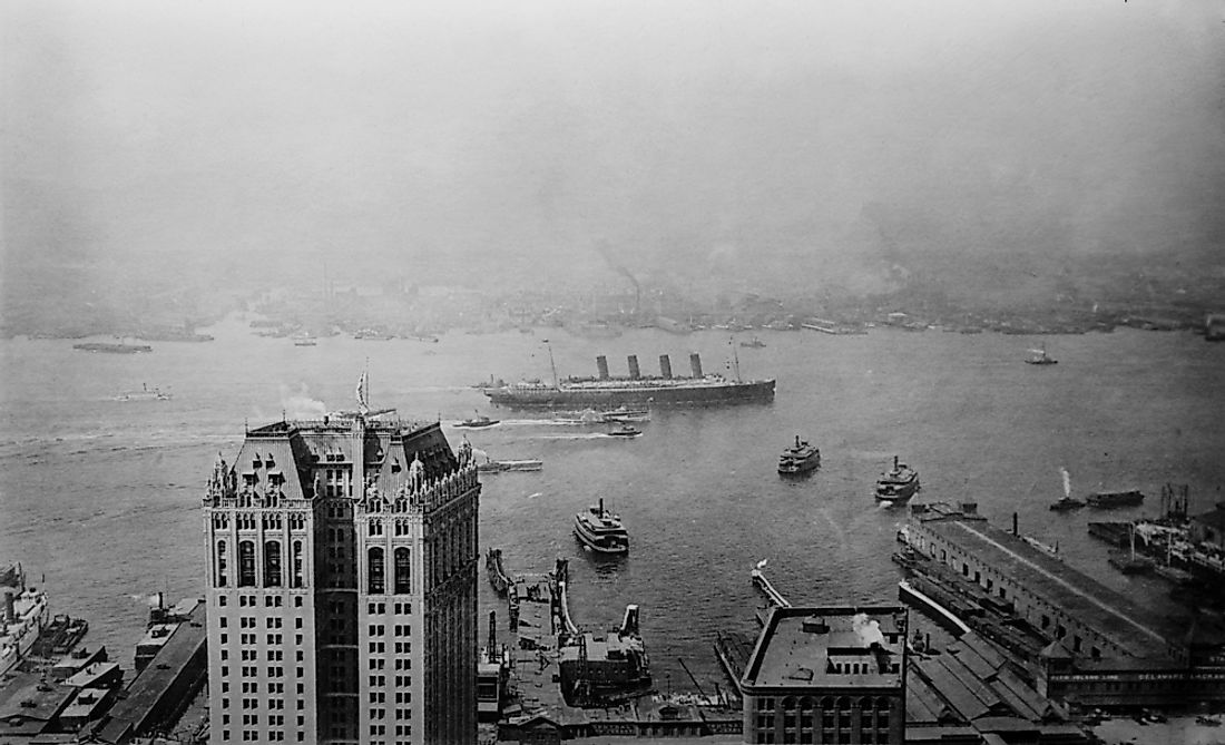 The HMS Lusitania near New York in 1908. 