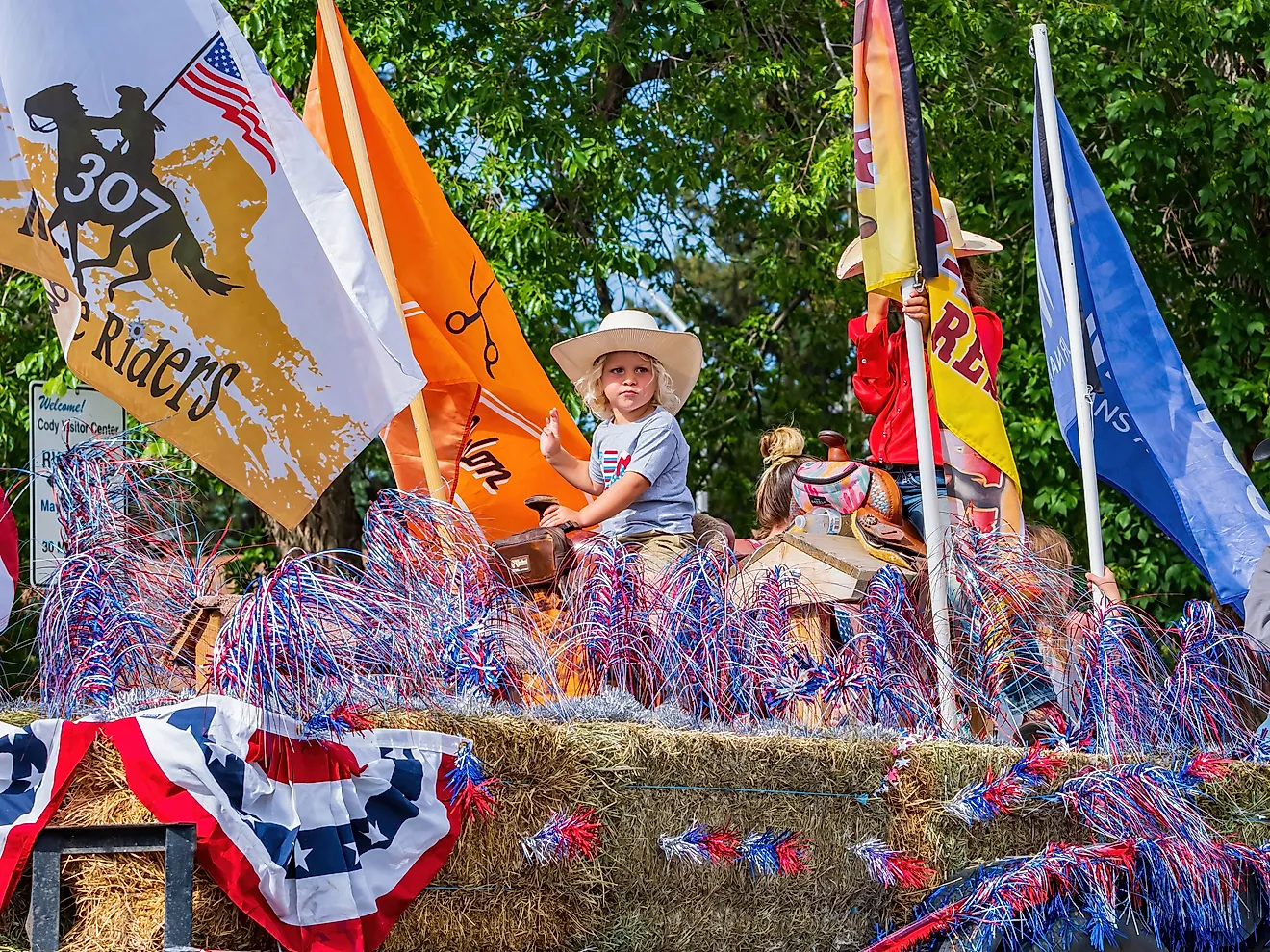 Sunny view of the famous Cody Stampede Parade. Via Shutterstock / Kit Leong.