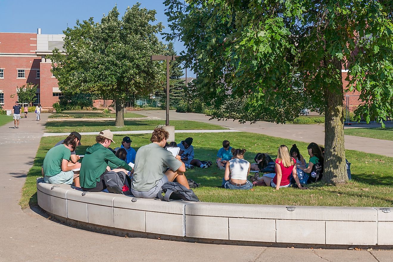 Students in the Northern Michigan University campus in Marquette, Michigan. Ken Wolter / Shutterstock.com.