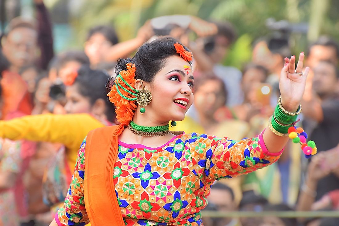 A Bengali dancer at a festival in India. Editorial credit: Rudra Narayan Mitra / Shutterstock.com. 