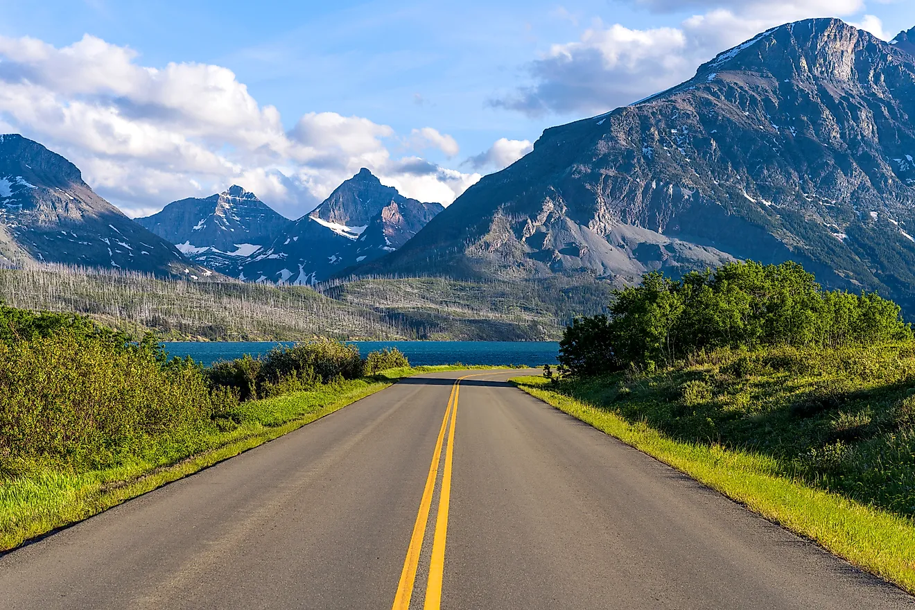 Going-to-the-Sun Road in Glacier National Park, Montana, USA.