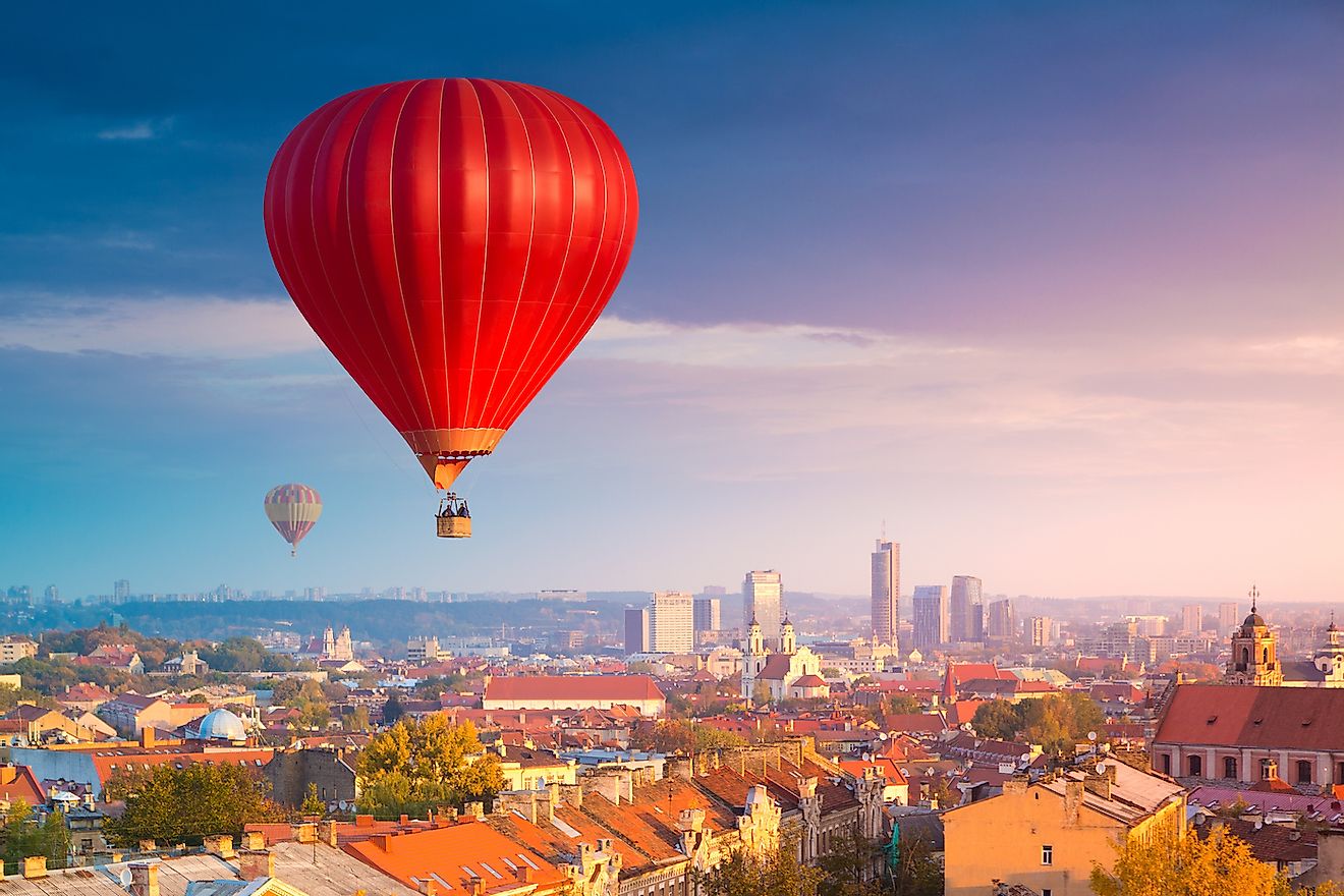 Hot air balloons flying over Vilnius. Image credit: Proslgn/Shutterstock.com
