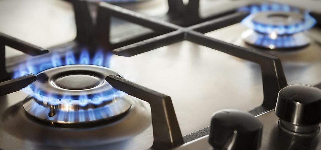 Gas ovens use natural gas as a source of heat. 