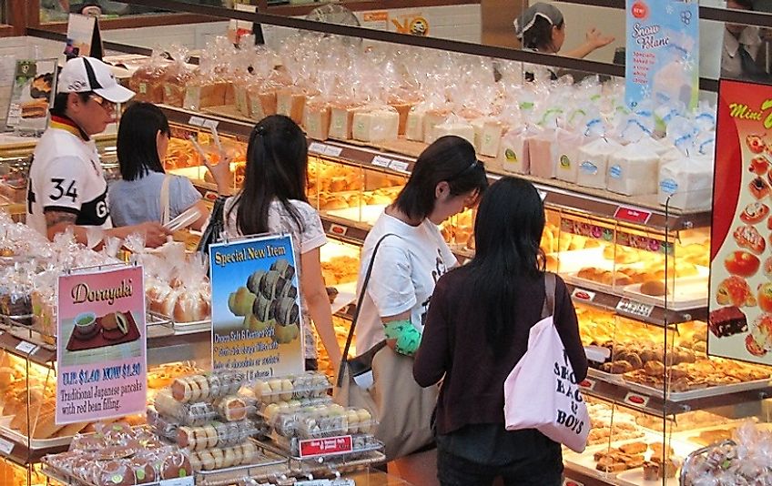 With little arable land to feed its urban population, low import costs make food affordable for Singaporean shoppers.