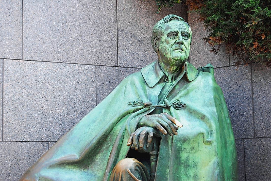 A sculpture of Franklin Roosevelt, former president of the United States.