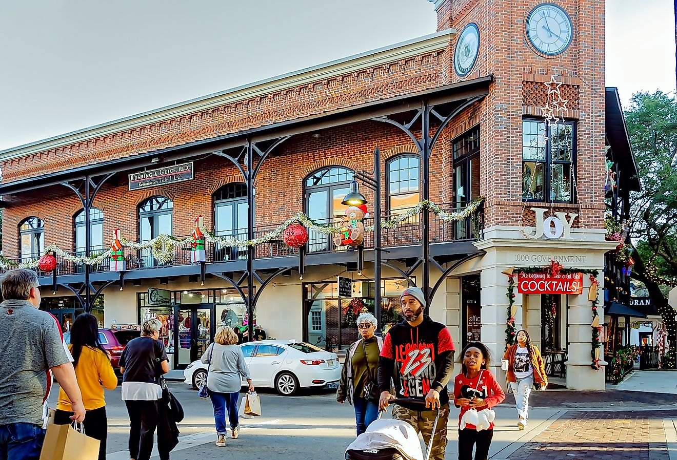 Downtown Ocean Springs, Mississippi. Image credit Carmen K. Sisson via Shutterstock
