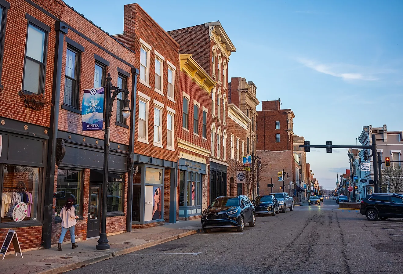 Main Street in Vincennes, Indiana. Image credit JWCohen via Shutterstock