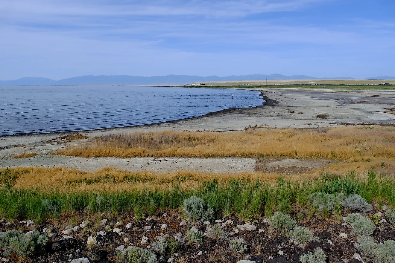 Lake shore landscape of Great Salt Lake in Utah