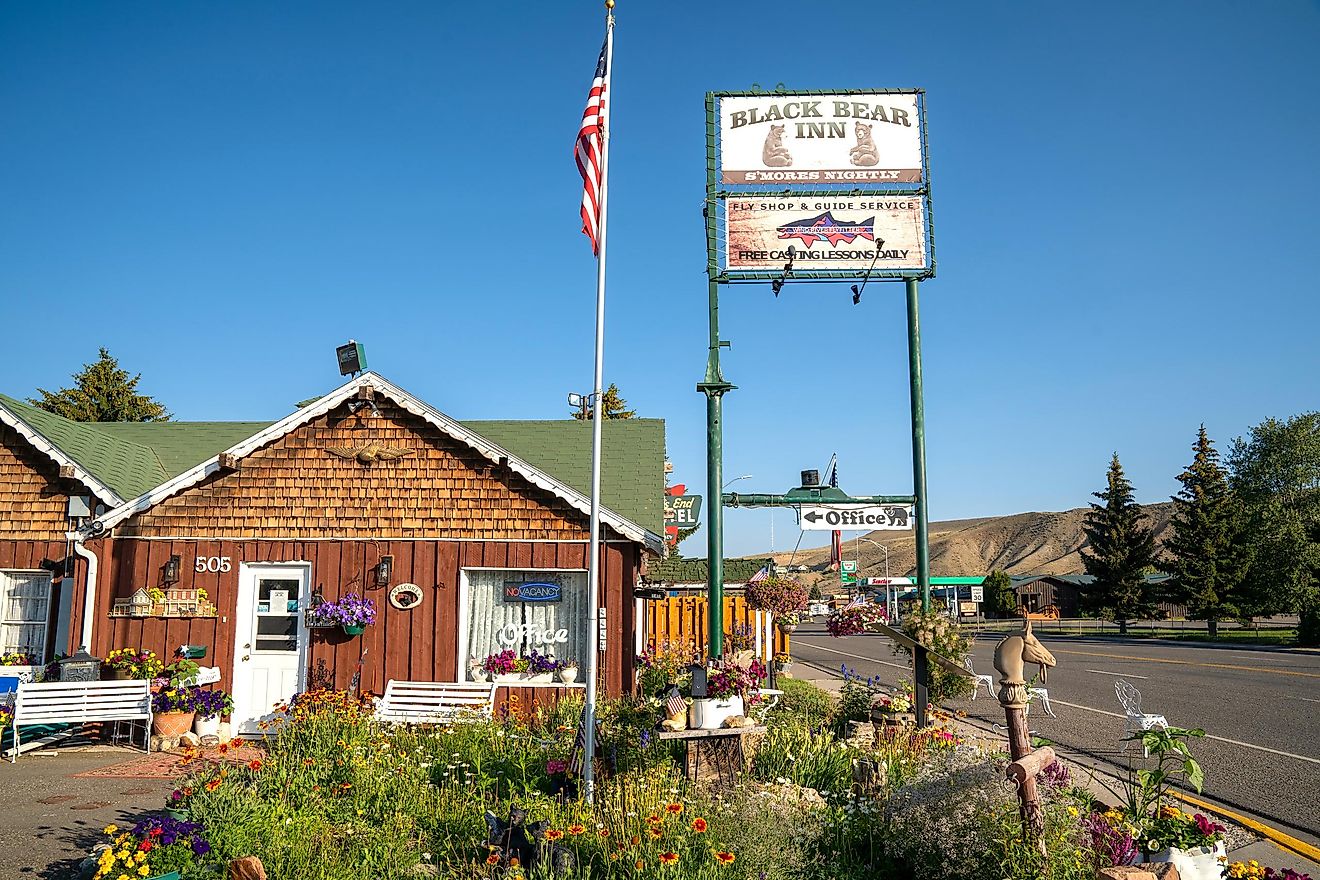 Sign and office for the Black Bear Inn, a small motel in downtown Dubois, Wyoming. Image credit melissamn via Shutterstock
